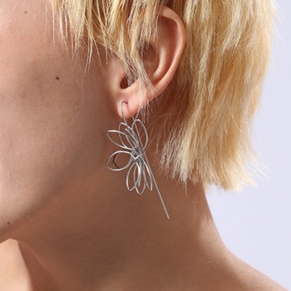 Twisted Lotus Ear Wire Earrings - Picture 3 of 6